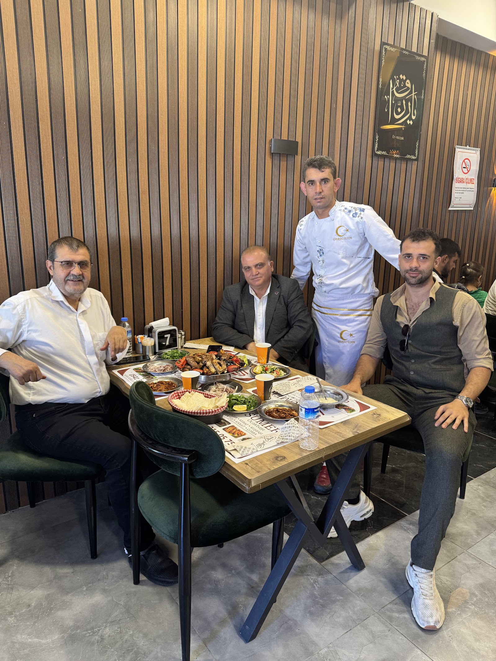 Derdo Usta Ocakbaşı mekanı