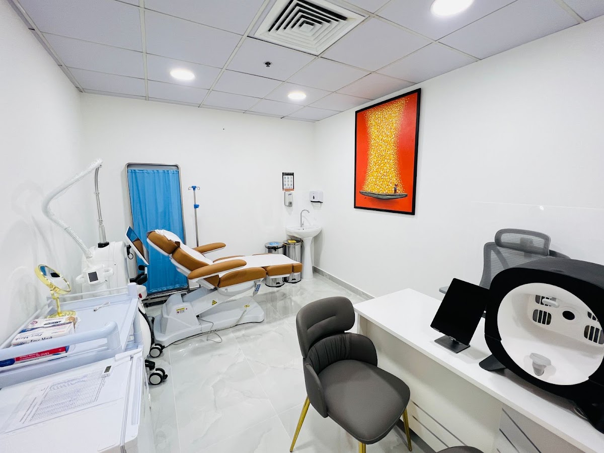 Premium Evergreen Medical Clinic 4