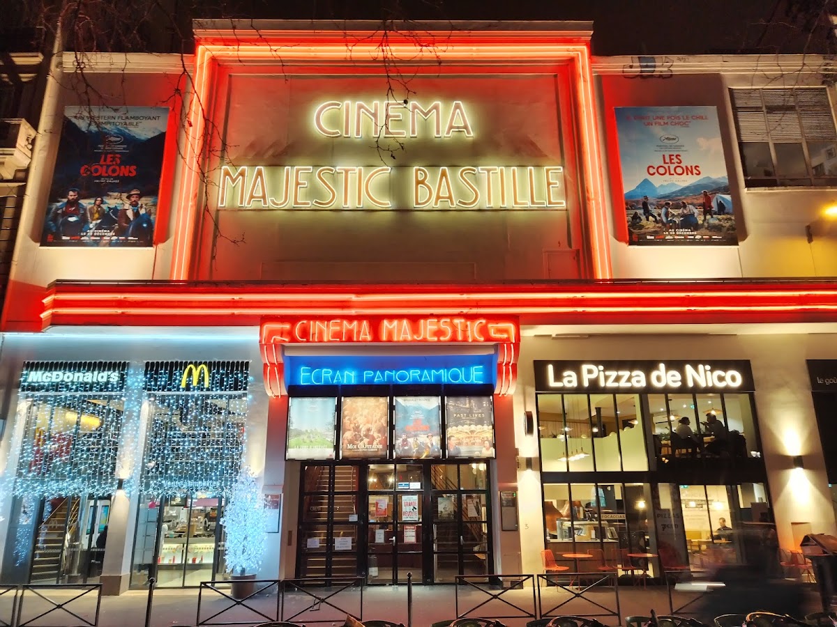 Majestic Bastille, vue extérieure