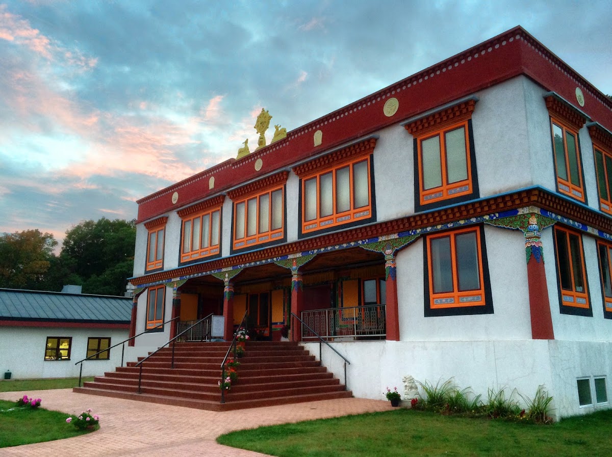 KTD - Karma Triyana Dharmachakra