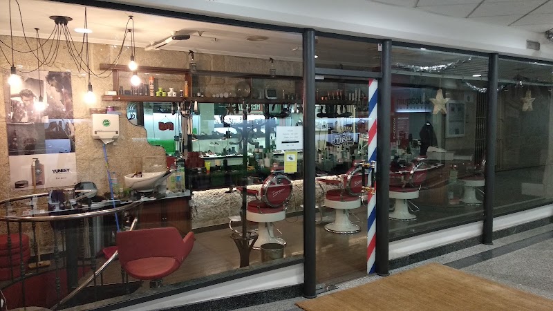 Peluquería Xoaquín photo 2