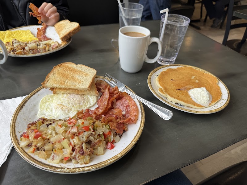 Cannella Cafe photo 2