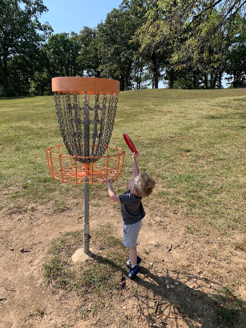 New Melle Lakes Disc Golf Course photo 4