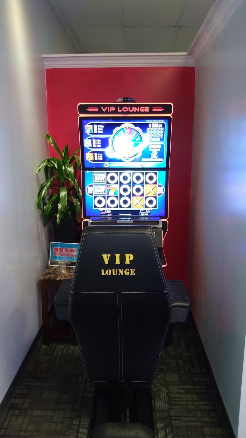 GiGi's Gaming Cafe photo 3