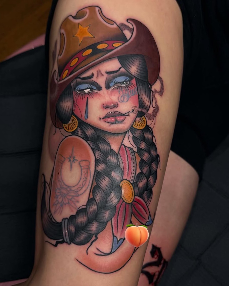 Electric Peach Tattoo tattoo work — photo 2