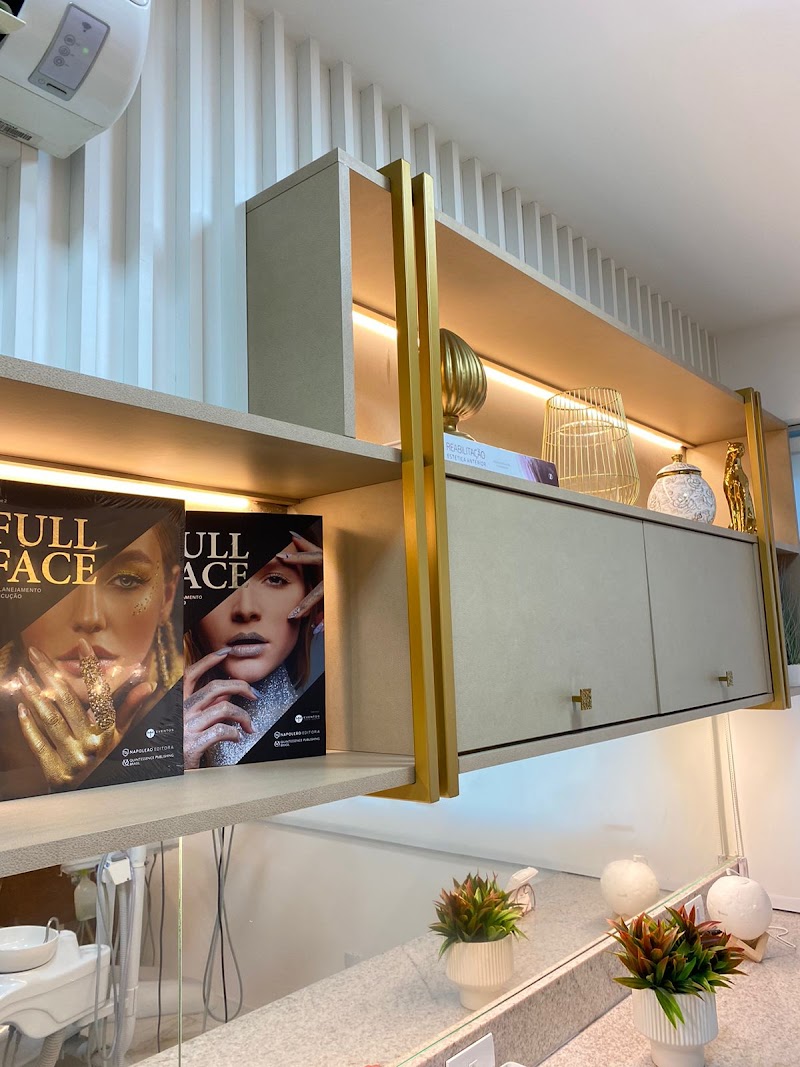 Dra. Ingridy Estanislau - Consultório Odontológico | Dentista Campos dos Goytacazes Ortodontia Odontopediatria Harmonização - foto 5