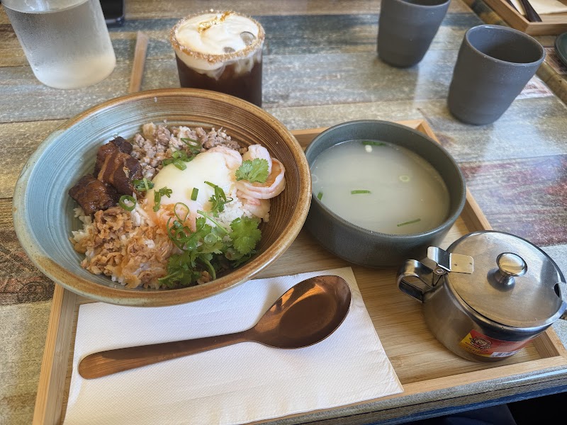 Roslyn Thai Cafe photo 3