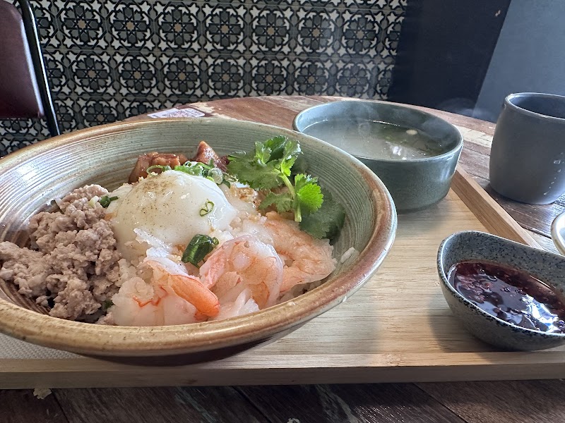 Roslyn Thai Cafe photo 4