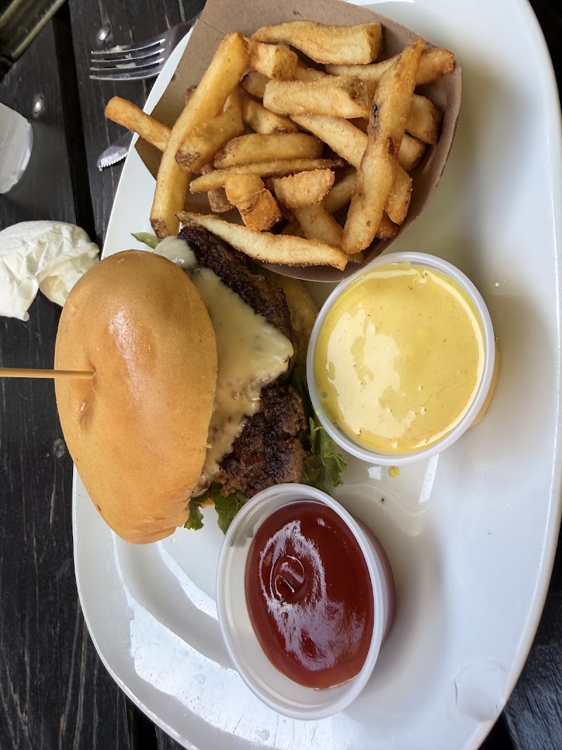 Cypress Street Pint & Plate photo 3