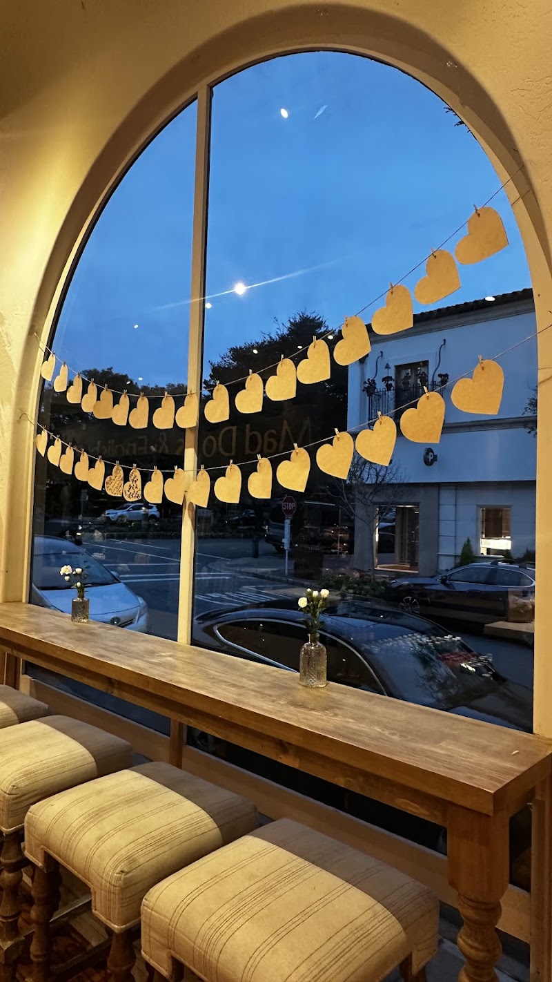 Mad Dogs & Englishmen Coffee Bar photo 1