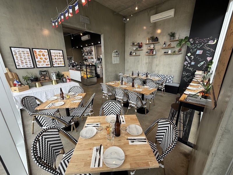 Little France photo 3