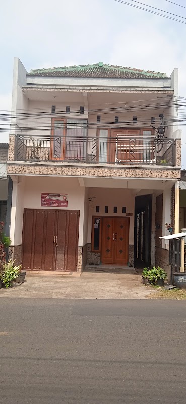Kost Mbak Diyan Putra
