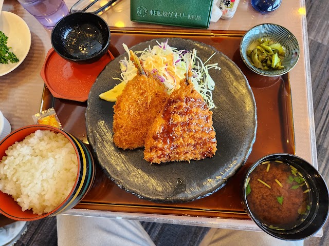 Odawara Castle Country Club - Photo 8