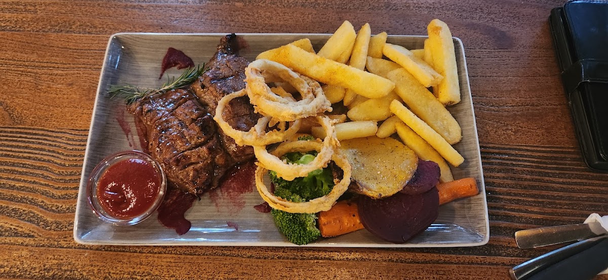 Blue Olive Restaurant — photo 3