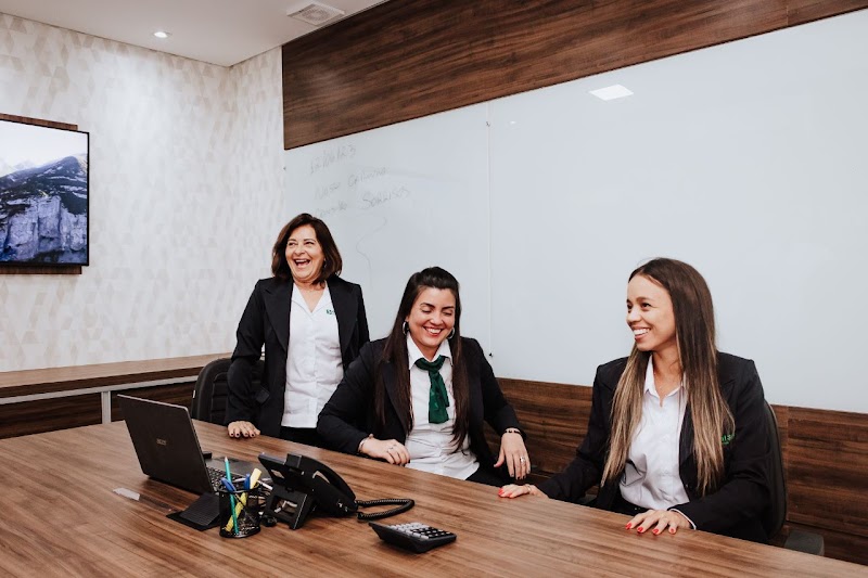 Oral Sin Implantes Resende - foto 4