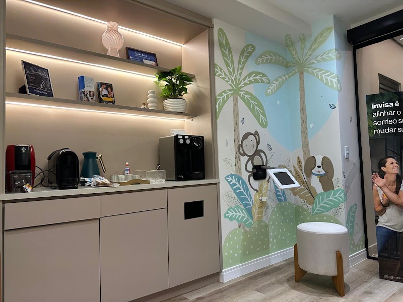 Dra Angela Brusca AB Odontologia Ortodontia Invisalign Florianópolis - foto 5