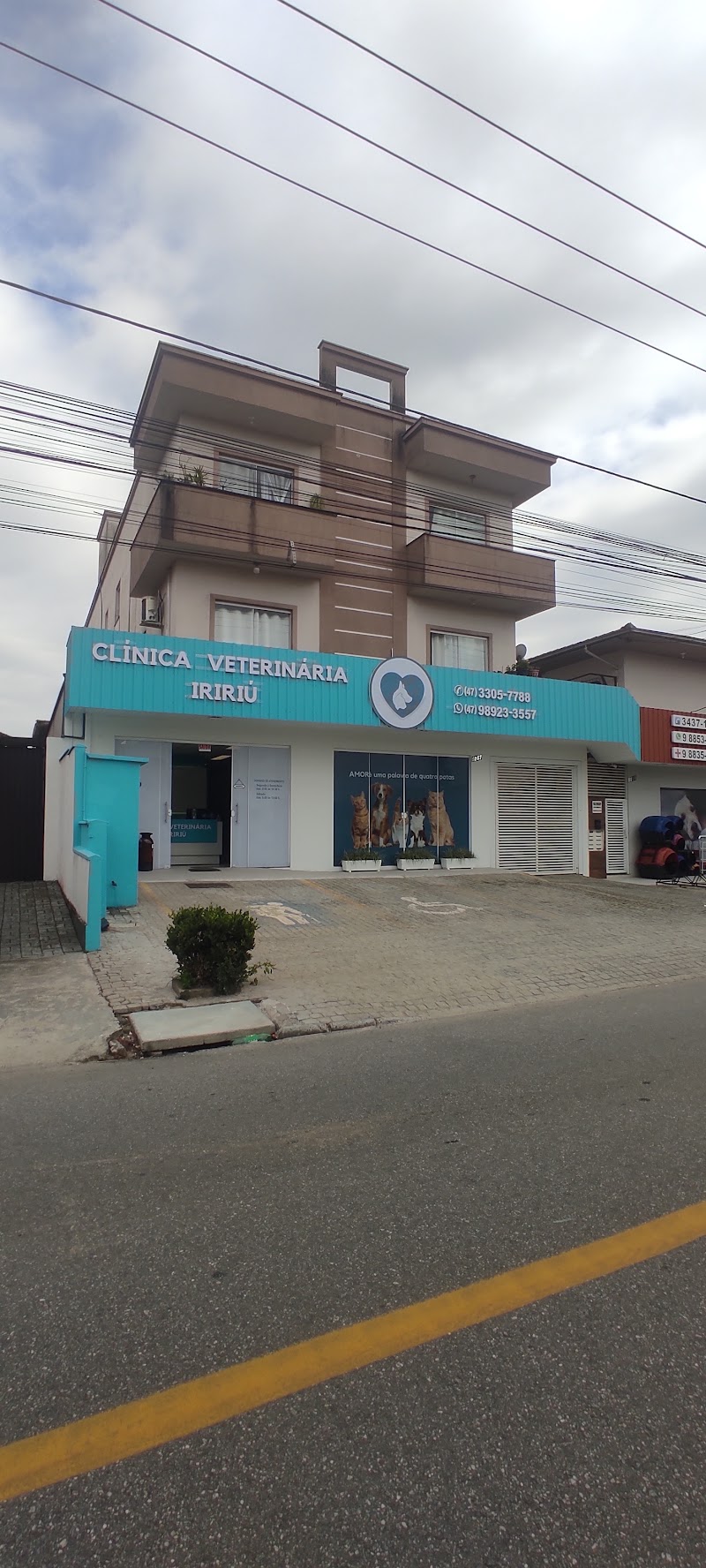 Clínica Veterinária Iririú - Filial