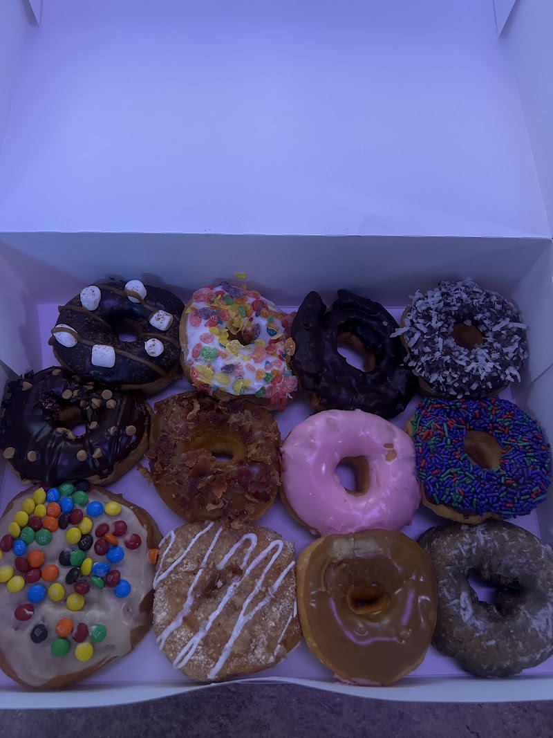 Momo's Donuts photo 4