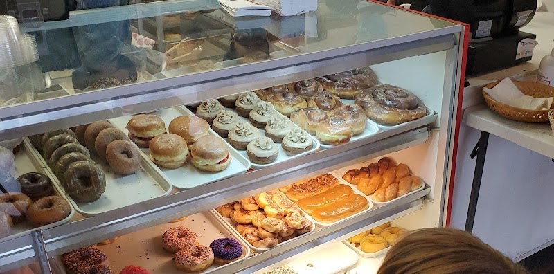 Momo's Donuts photo 1