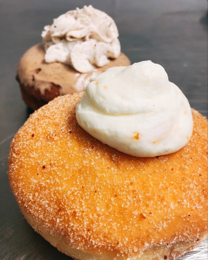 Momo's Donuts photo 2