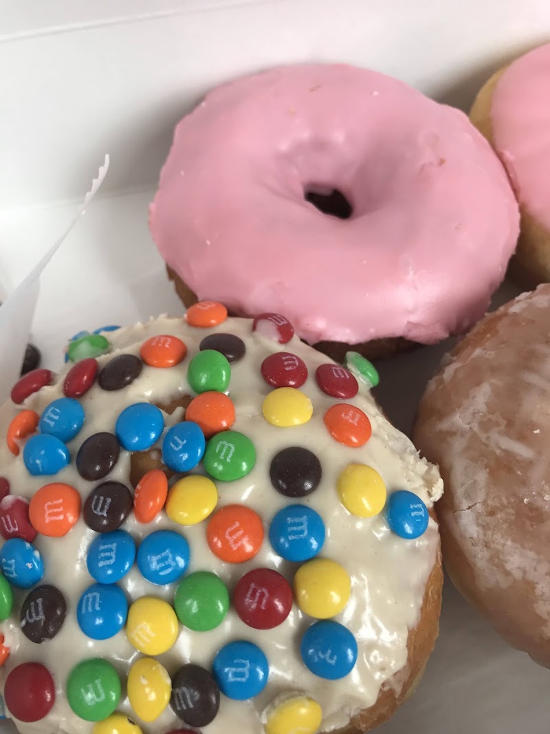 Momo's Donuts photo 4