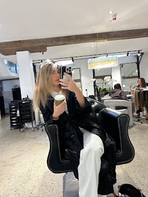 Base Hair The Salon photo 2