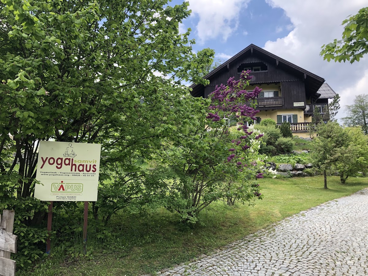 YOGAHAUS Samvit