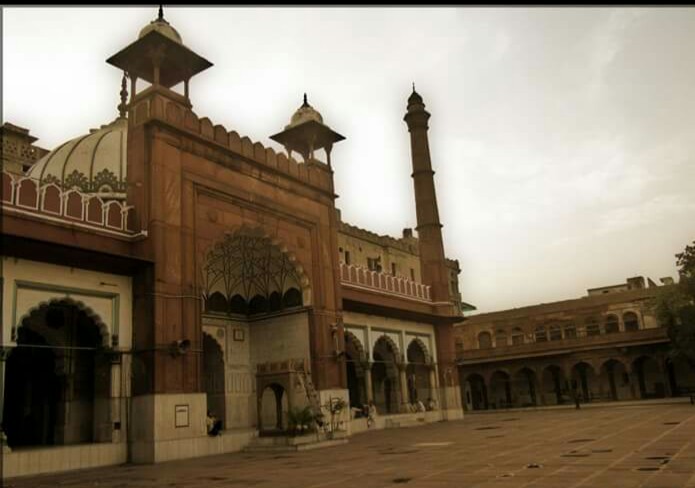 Fatehpuri Masjid photo 6