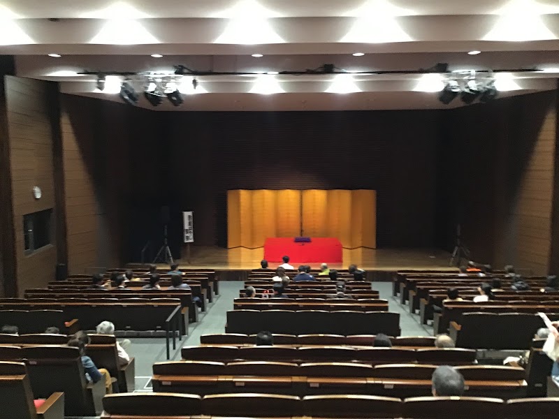 三木記念ホール