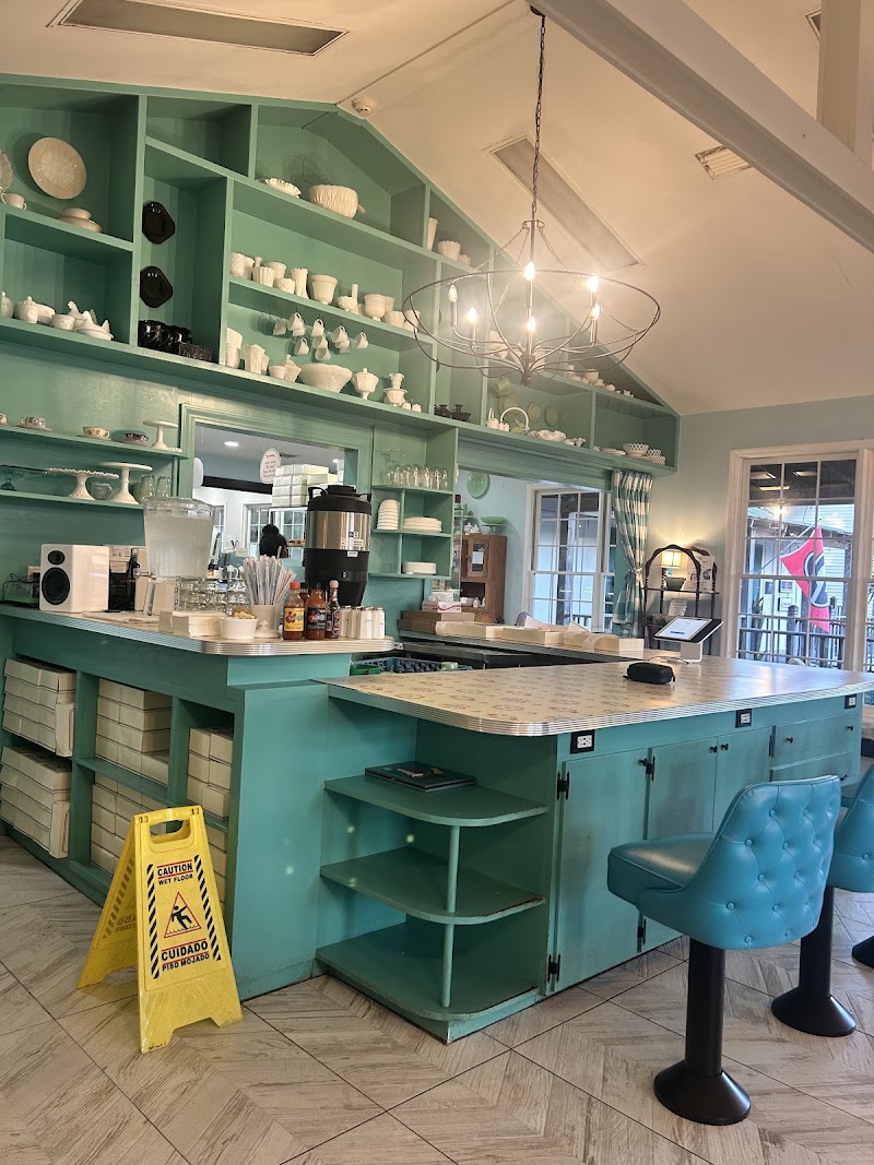 Dulce Dough Donuts & Bakery photo 4