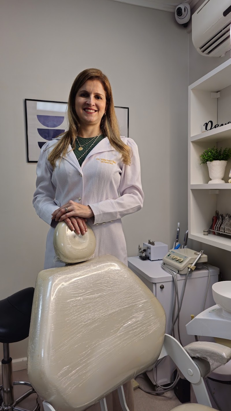 Dra Juliana Franco Oliveira - Ortodontista e Ortopedista Facial em Belém - foto 3