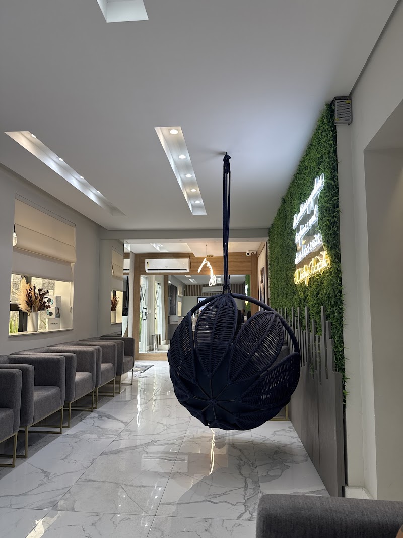 SorriaMed Clínica Odontológica | Dentistas Especialistas na Taquara, Barra e Méier| Implantes Dentários, Próteses e Estética. - foto 4