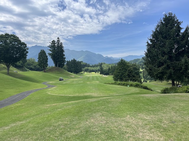 Kingdom Golf Club - Photo 1