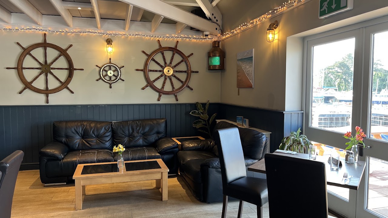 UpperDeck Falmouth