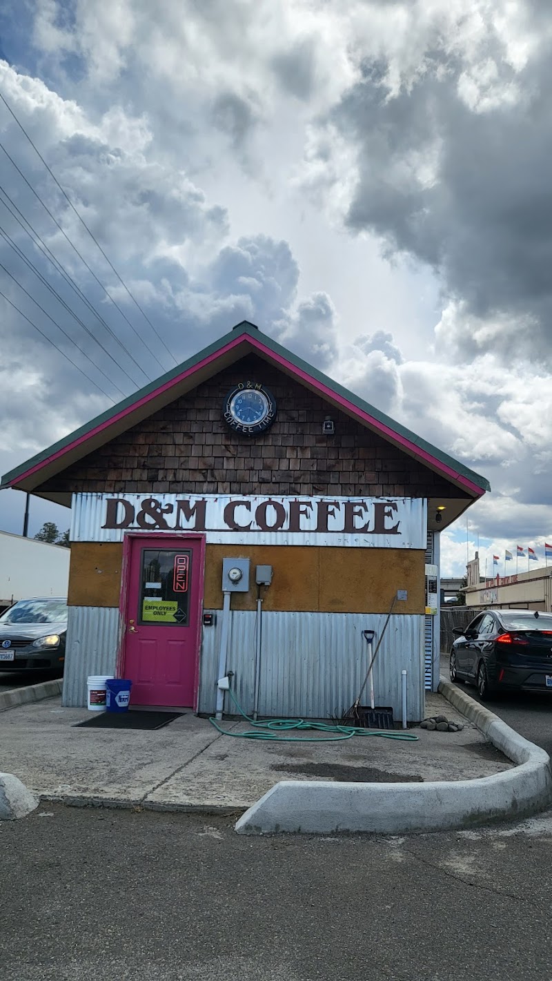 D & M Coffee Canyon photo 3