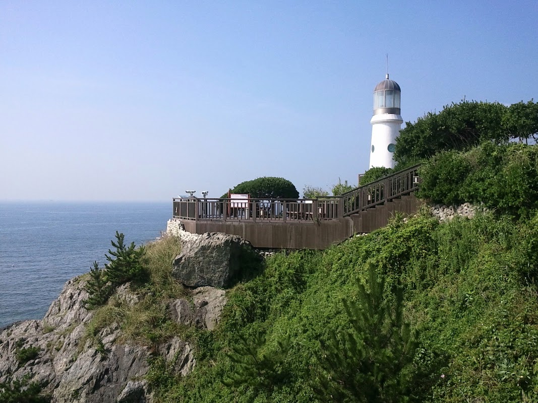 Dongbaek Island