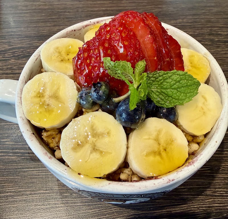 Island Vintage Coffee and Wine Bar Kapolei photo 3