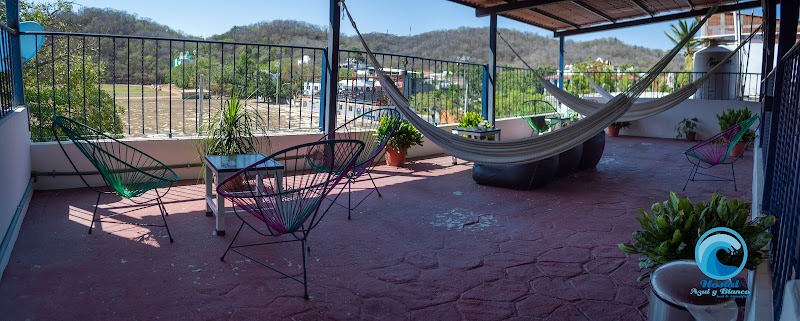 Hostal Azul y Blanco