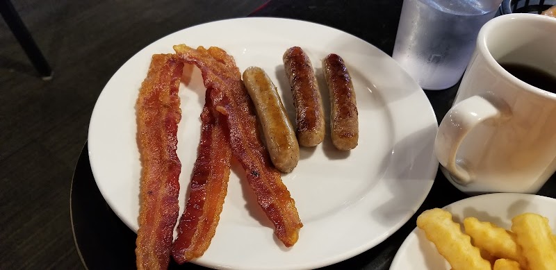 Lincoln Way Cafe photo 2