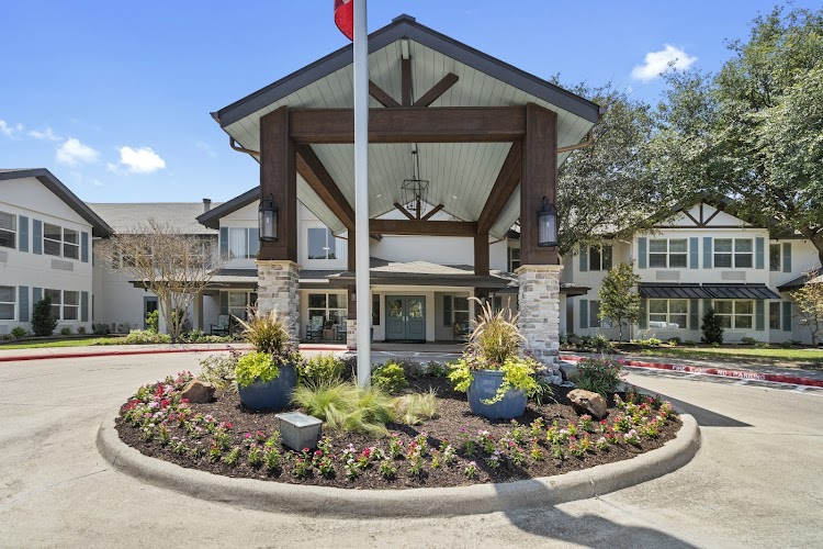 The Grove on Forest Lane