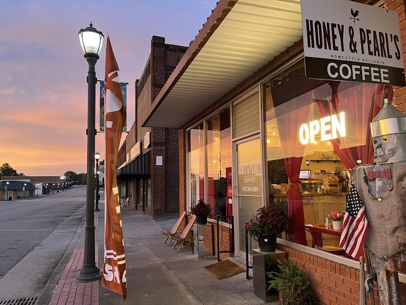 Honey & Pearl's Boutique Coffeehouse photo 4