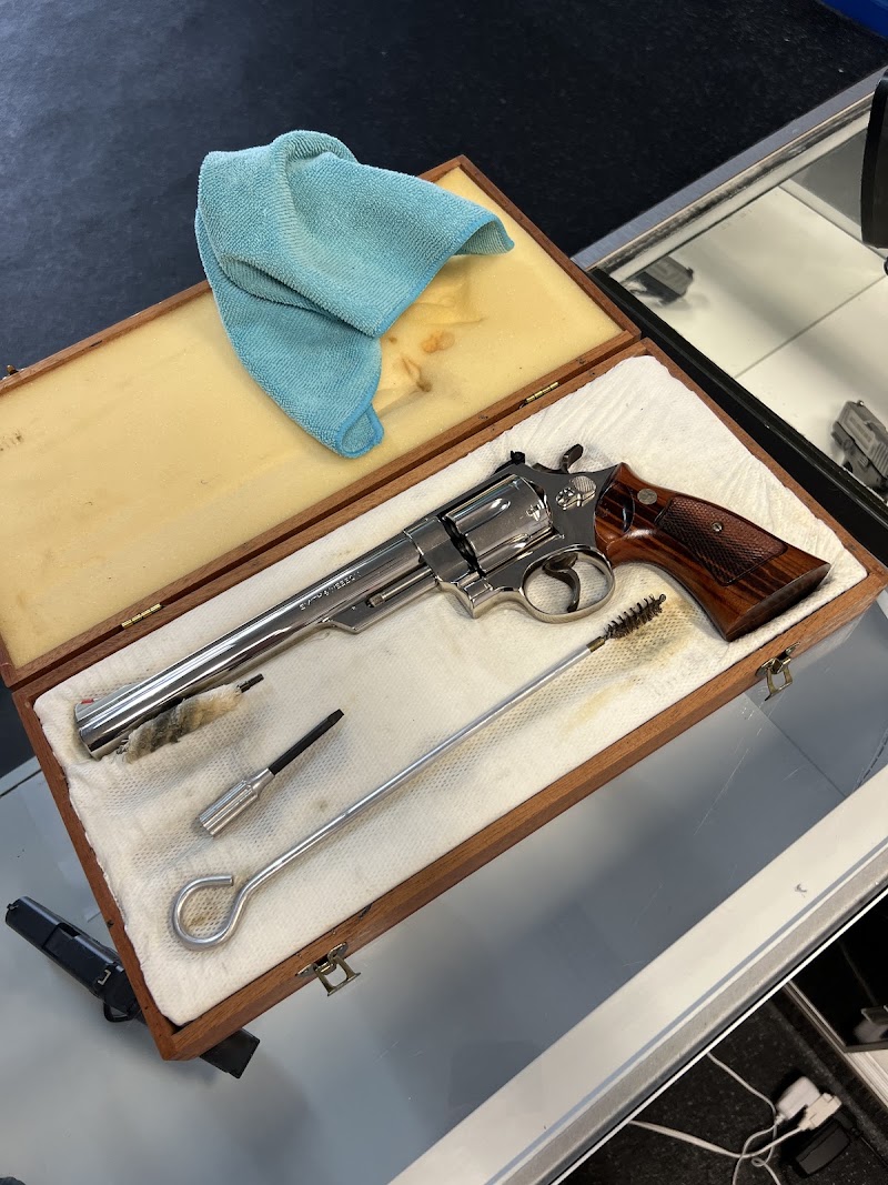 Griff's Fine Guns & Accessories INC photo