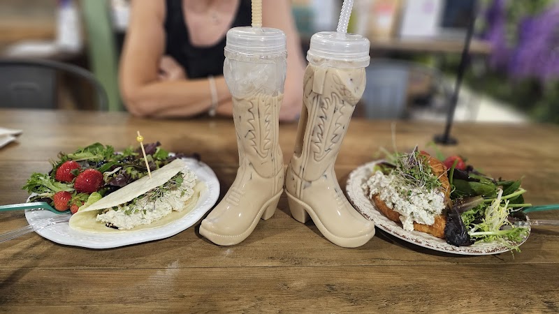 Hens & Honey Shoppe photo 4
