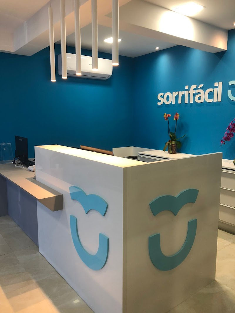 Sorrifácil Clínica Odontológica Três Figueiras | Dentista em Porto Alegre – Implantes, Prótese Protocolo e Clínico Geral - foto 2