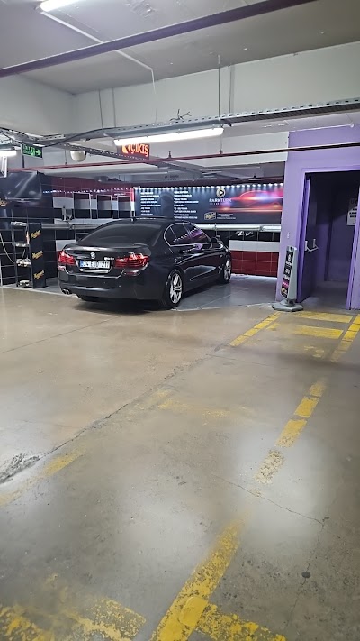 PARKTÜRK KADIKÖY OTO YIKAMA - Oto Servisi