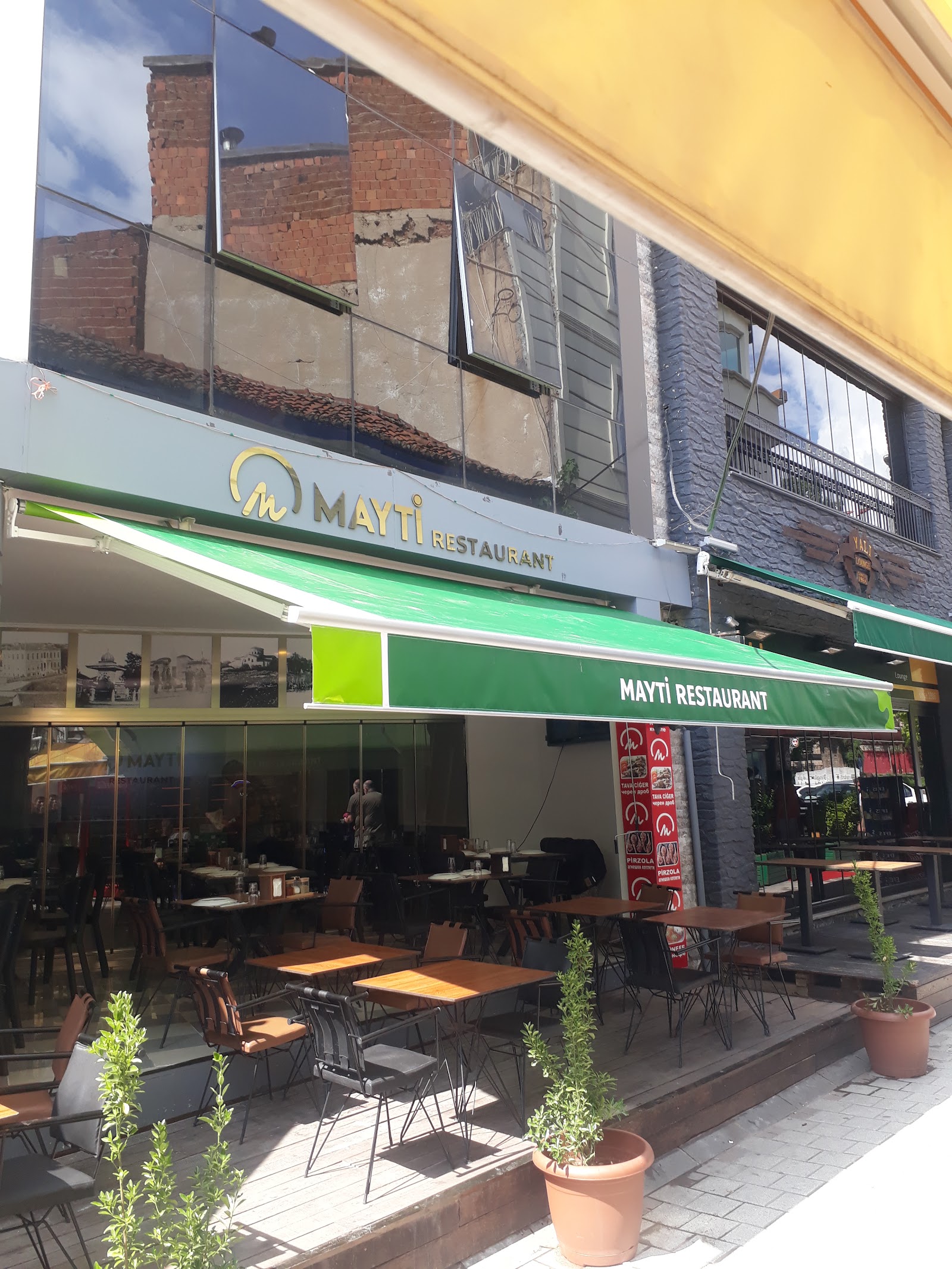 Mayti restaurant mekanı