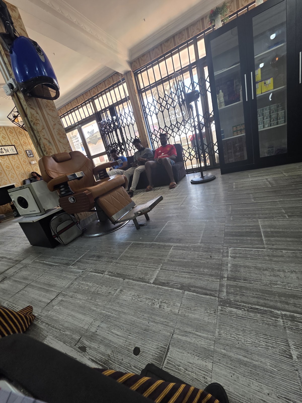 Nii’s Classic Haircut Shop