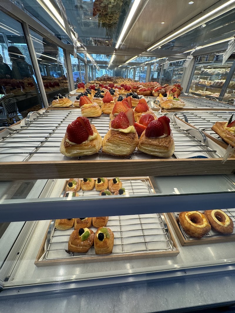 Paris Baguette photo 1