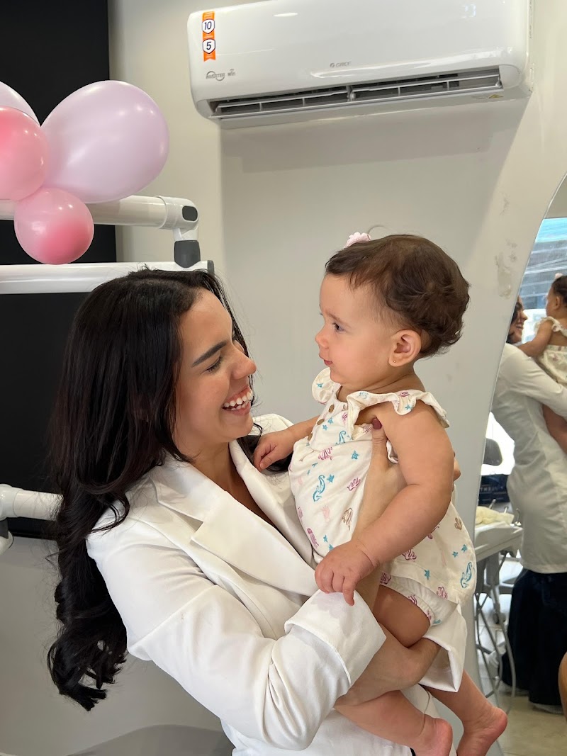 Implente Odontologia - Dr Lucas Leonardo e Dra Anna Luisa Barros - foto 5