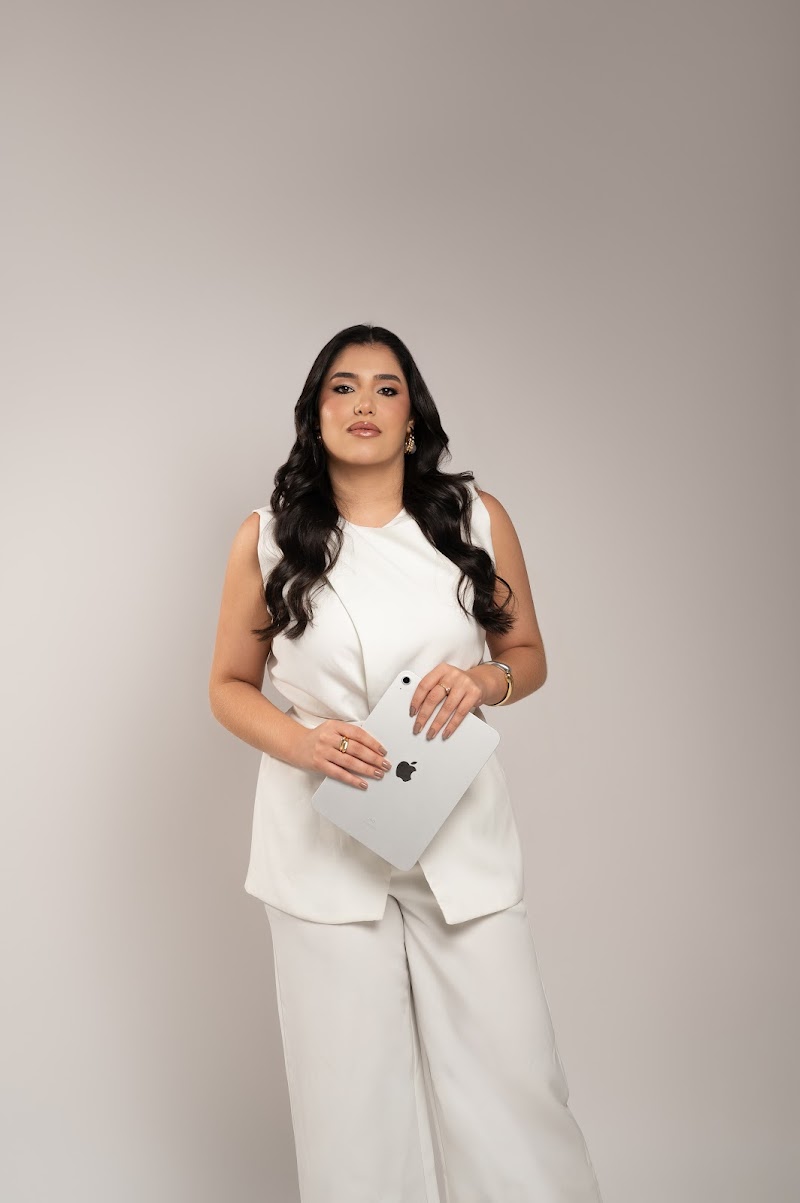 Dra Eduarda Vitória - Odontologia e Harmonização Orofacial